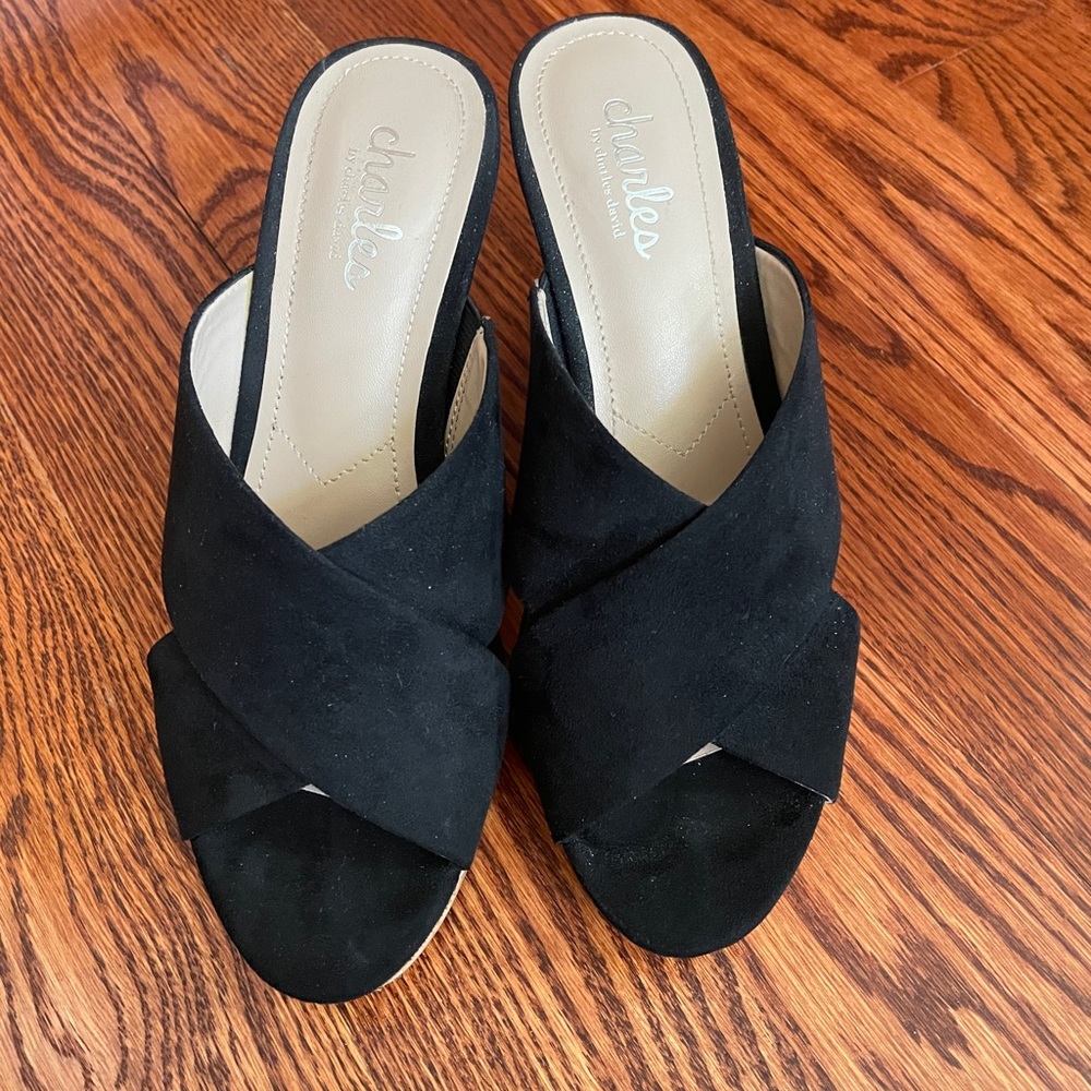 Black Wedges - image 1